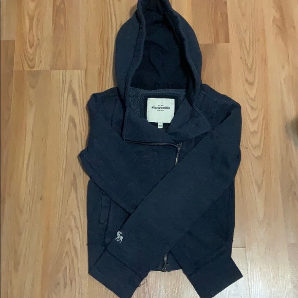 Sweater - Picture 1 of 1